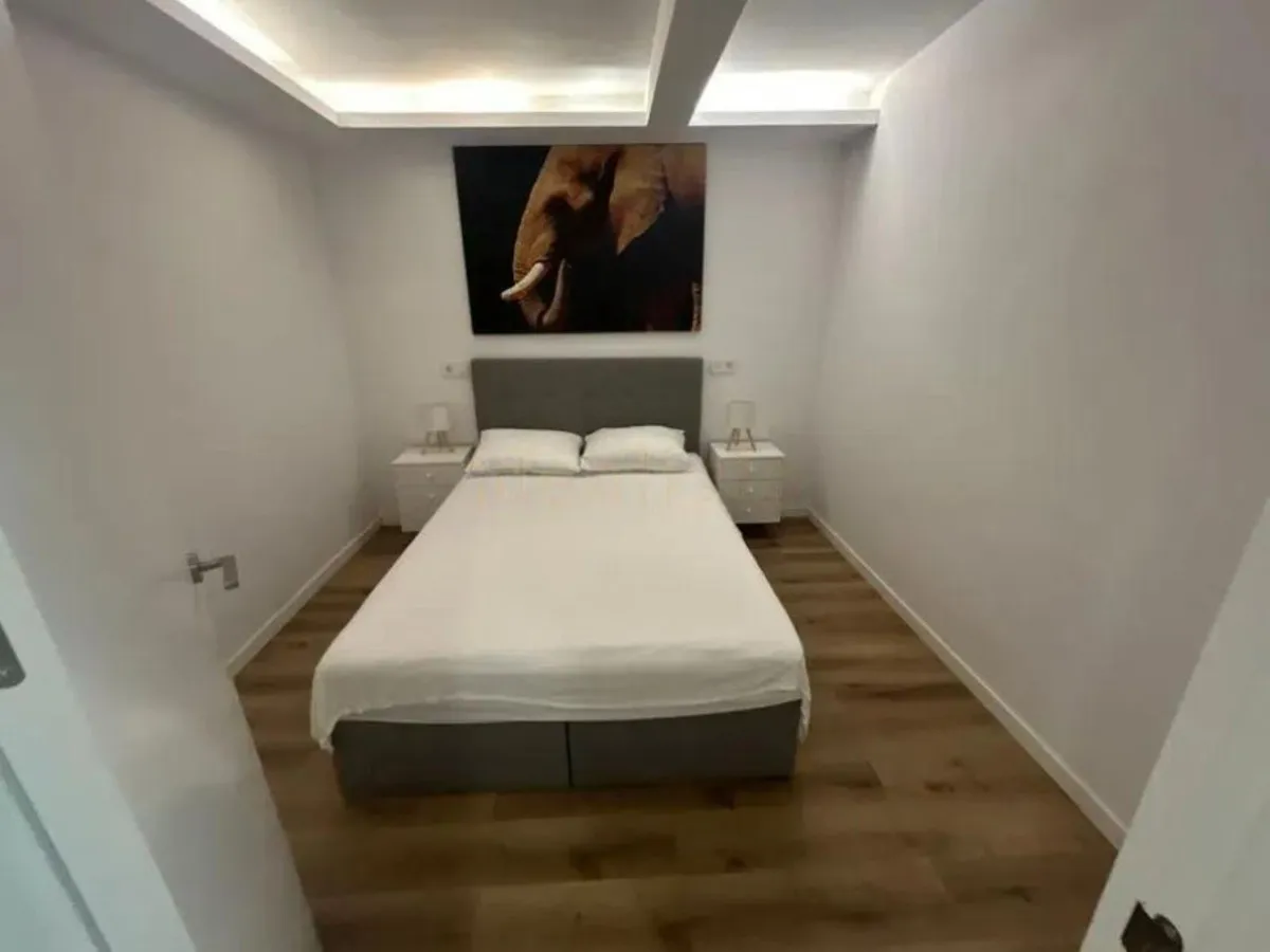 c9f4f99d-ae07-46e3-89d0-f2181b6c2b5f