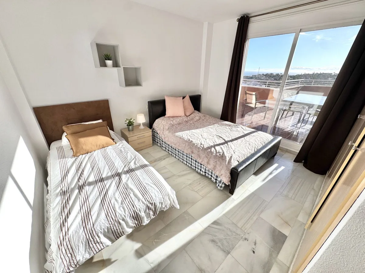 36bbb9e0-0bdb-4d55-86d8-59599d569f94