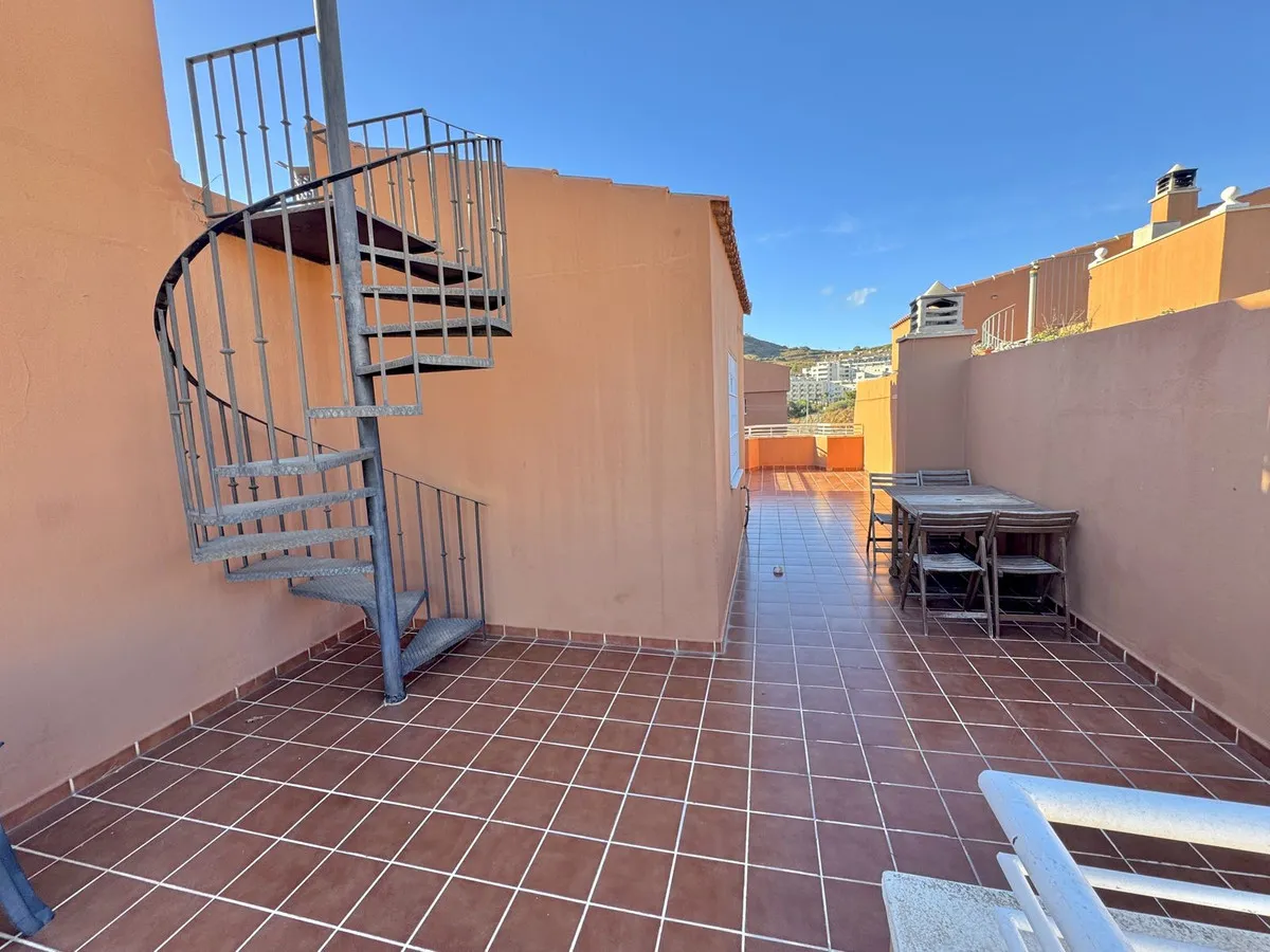 af803569-86b7-4e4e-90c8-332846720992