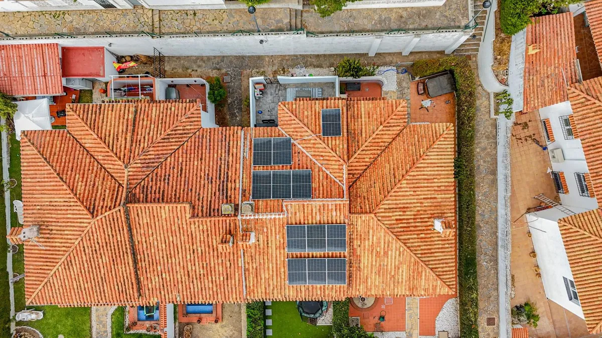 10232b8b-4caf-4a1d-8e75-958f50c21f1f