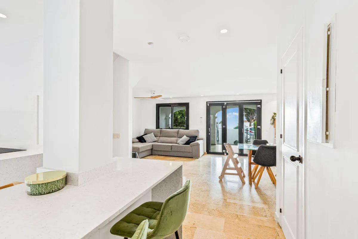 1a16171d-19b1-495c-981b-7f77812a99a8