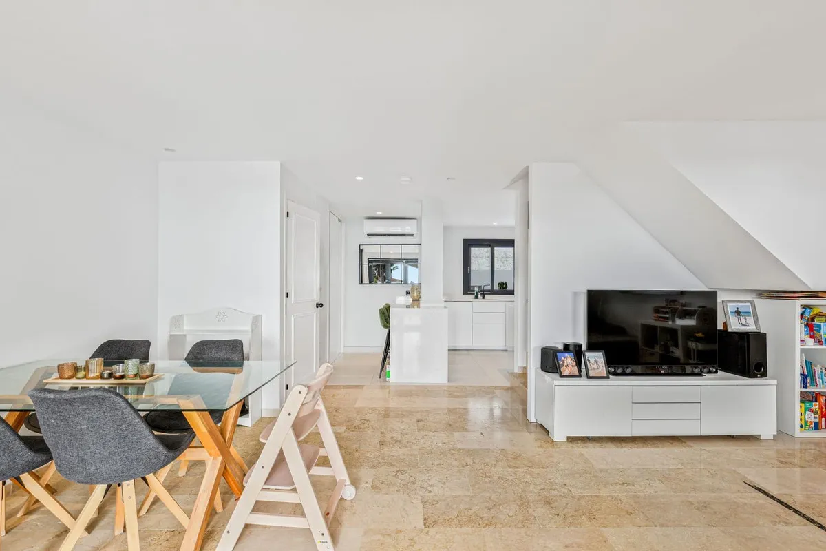 82ff51c0-9ab9-429e-a174-b6e81624218b