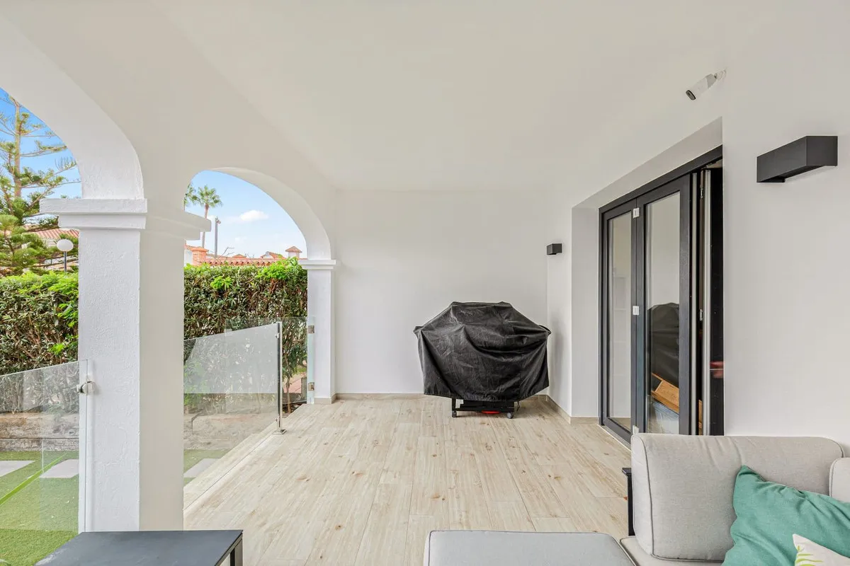 8cc0002b-3e13-4aaf-9dab-b1269f3851bf