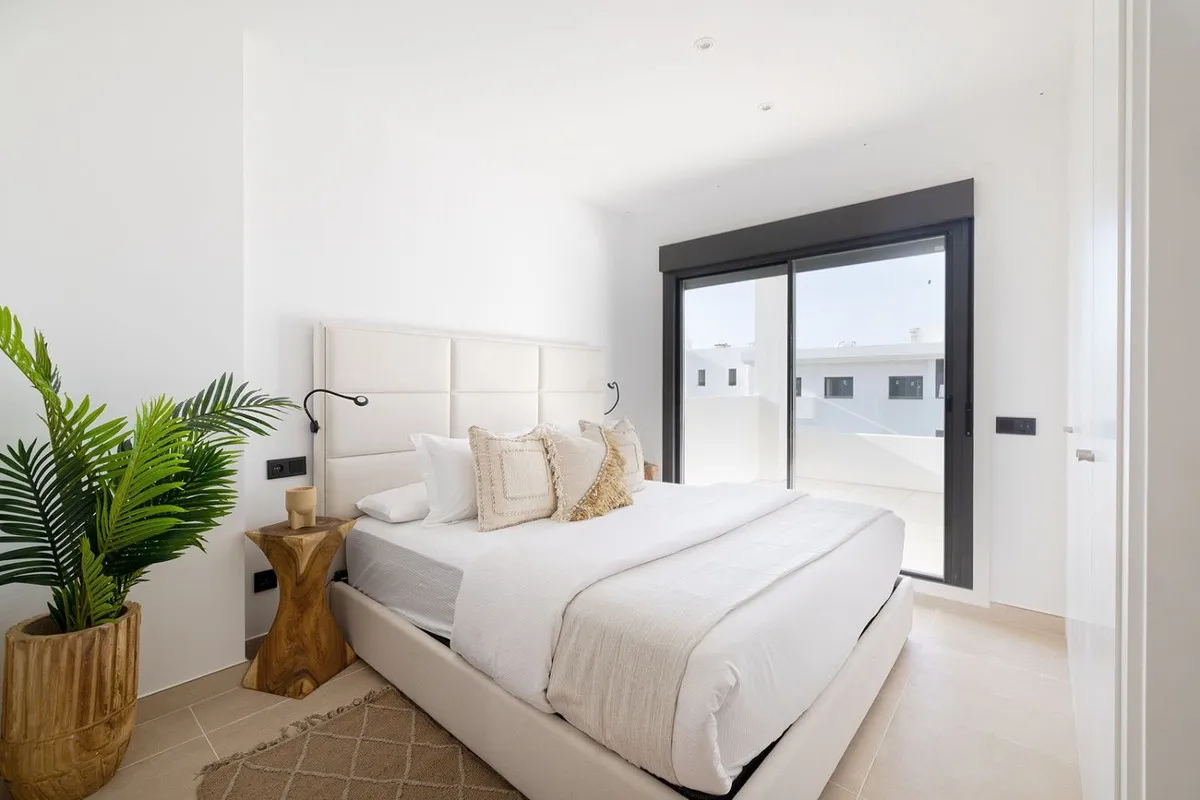 a55b6951-2930-4d75-bd35-5b4696b9092f