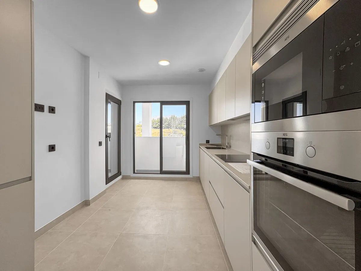 f27ad6bf-8502-4088-a9c3-e86707e3a5a6