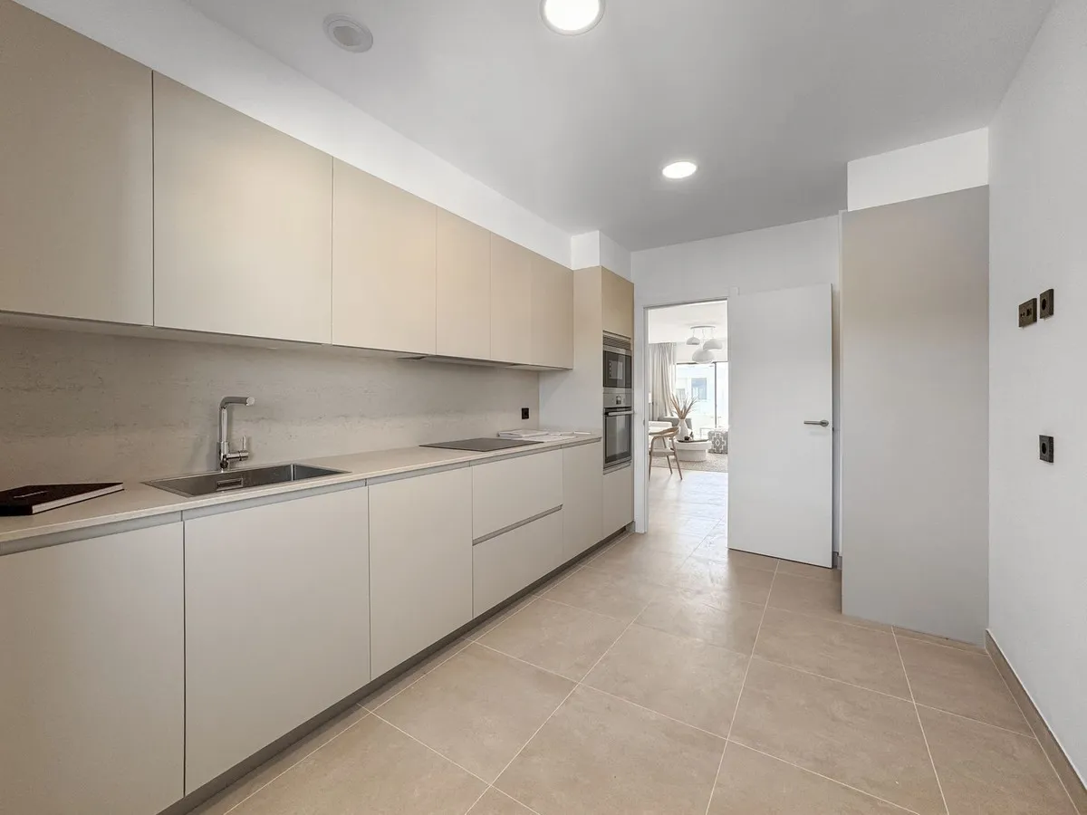 f87d0d54-380d-4275-b569-db46e1eacf7e