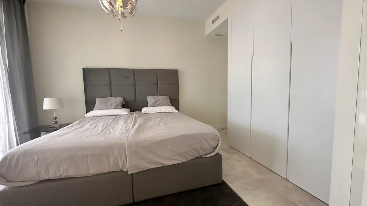 1a9d4265-55cd-4ec0-a89f-13d64f9d2230