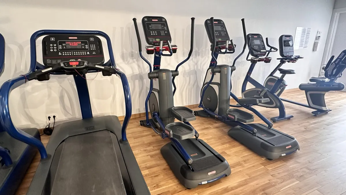 53f05806-3273-466f-992e-ba182163b355