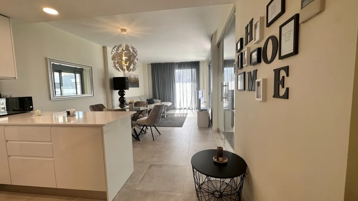 72c9ba28-e398-4cf2-94a7-7bece9e5825f