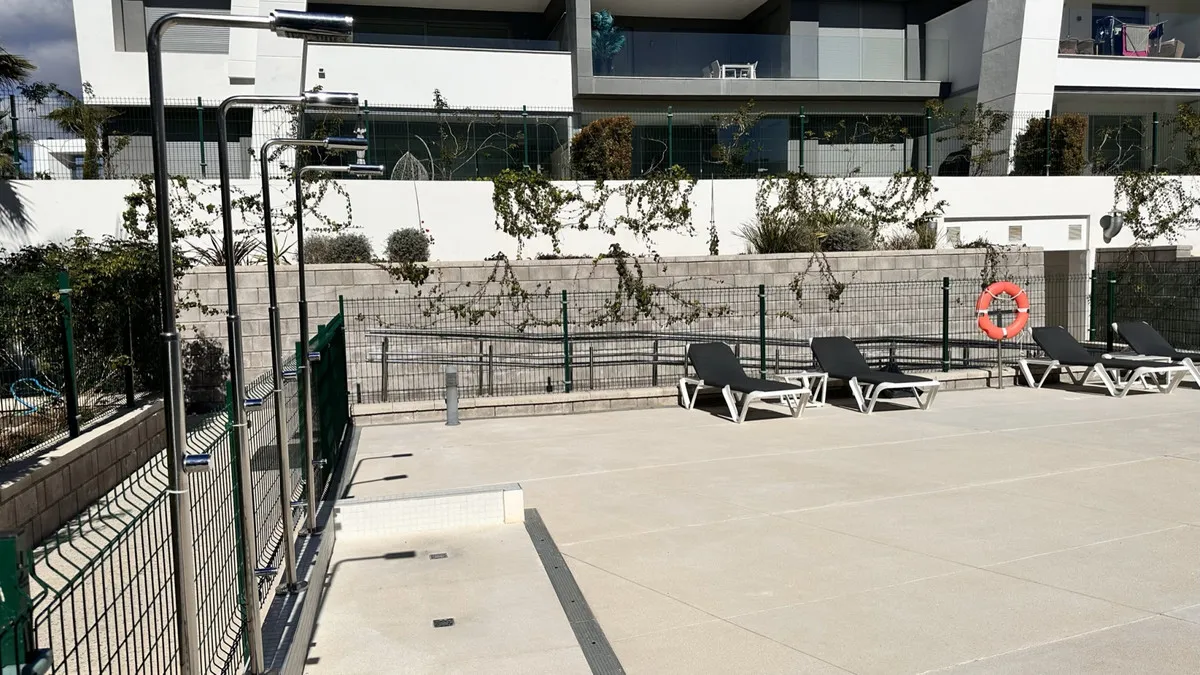 eb69dd10-1736-40bb-b4a7-6a2bdf05402c