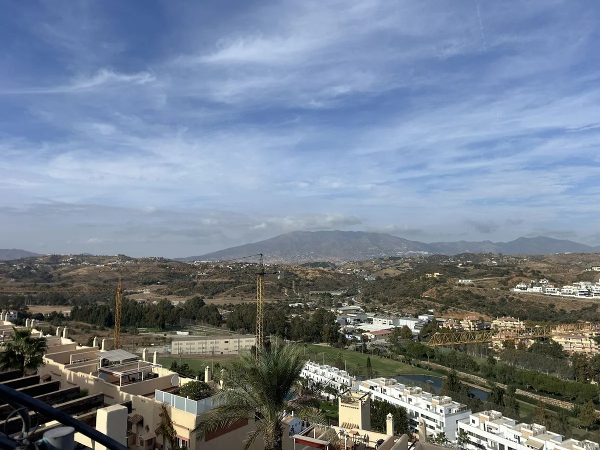 09e2aba8-36c6-45b2-9949-97163a02d8e6