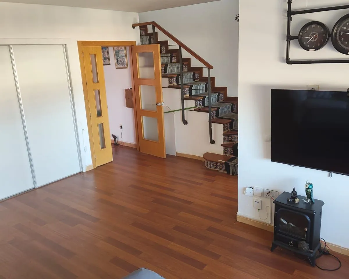 f7e89c75-ba7b-47b0-93b6-21c2385510b7