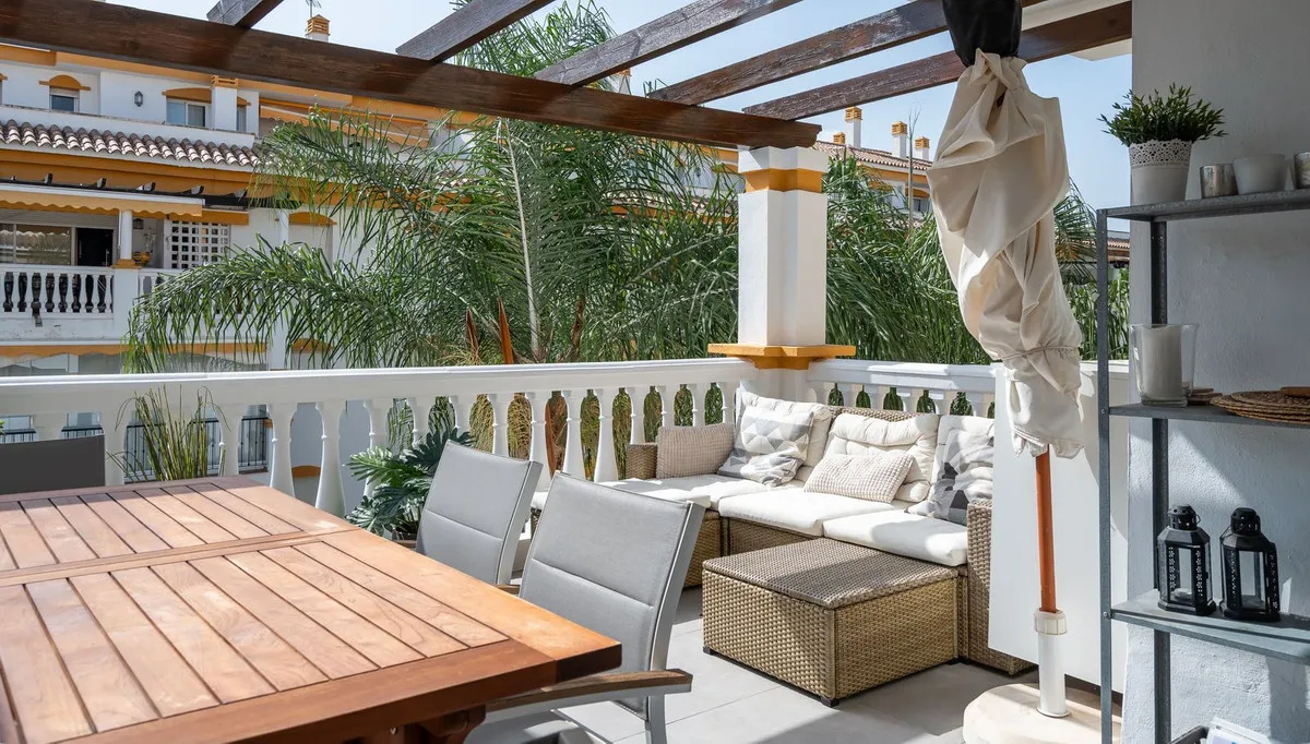 b43c978c-728b-4948-b2a4-8da9c8ed86fc