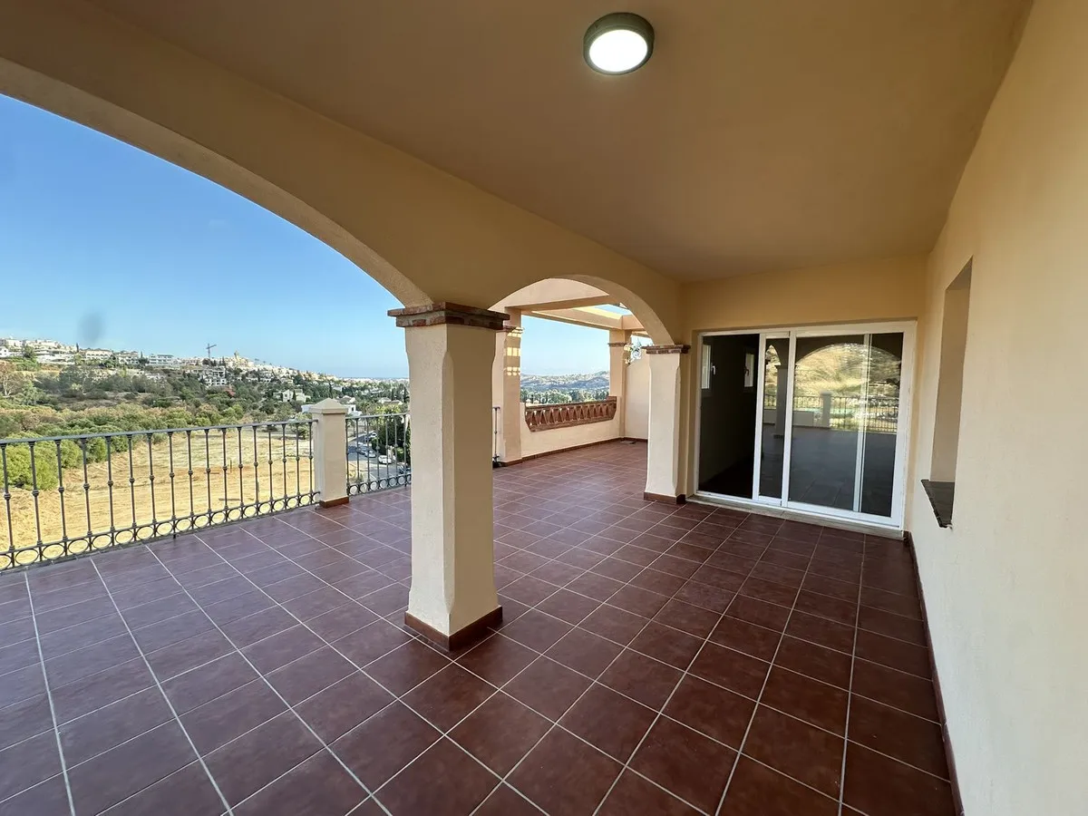 1fd5e49f-3360-4bee-ab6b-c06ec8d3fb9f