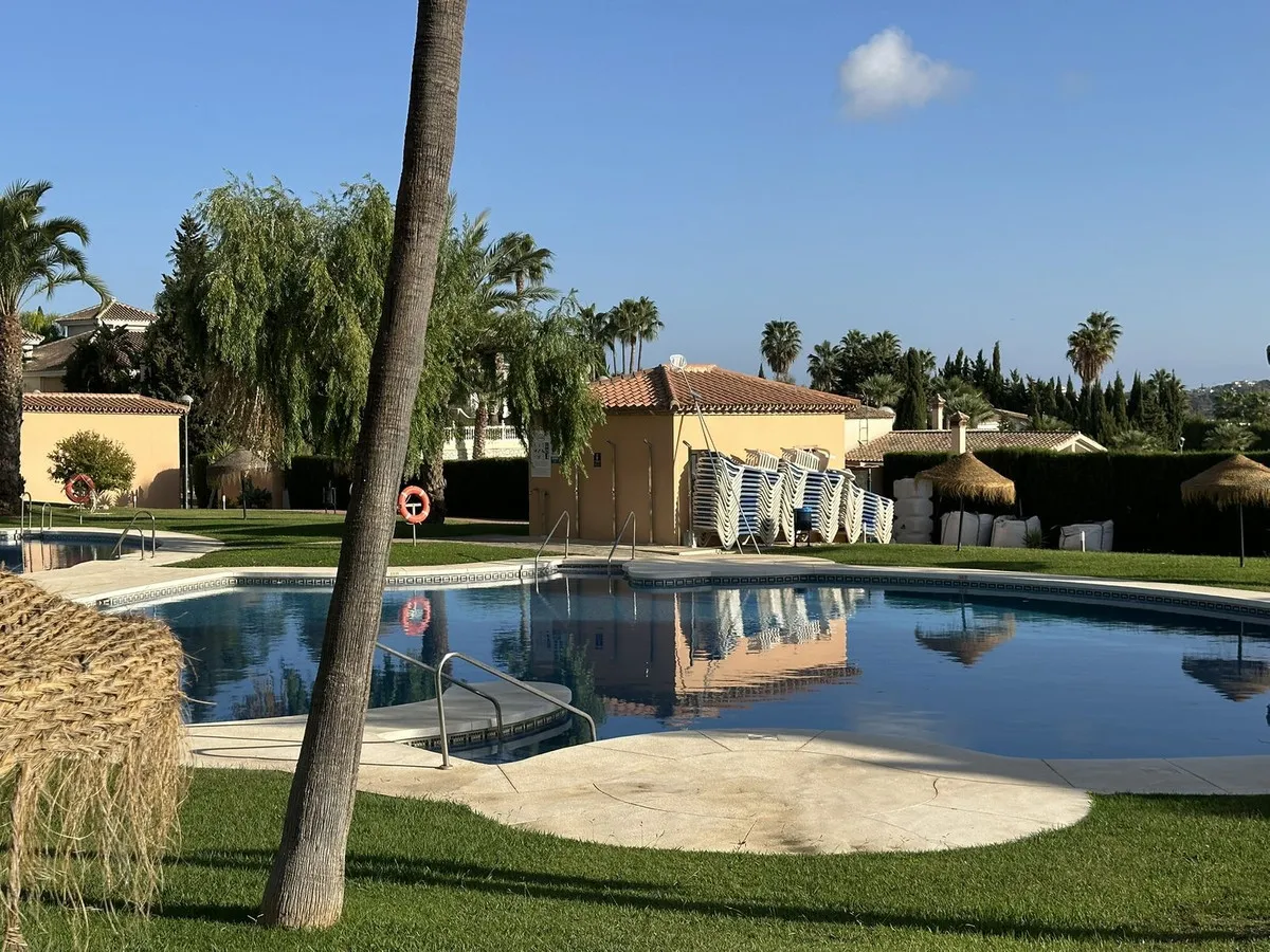 21cc2eff-b6eb-40f9-86bb-7ac2bf3fdd10