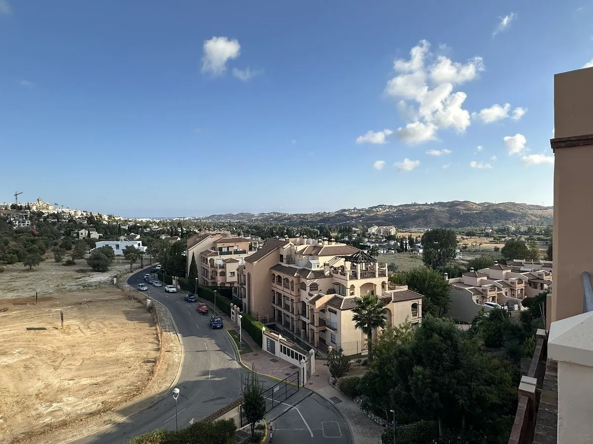 2d66a6d8-bbcd-42d2-bd81-a243a14c92fe