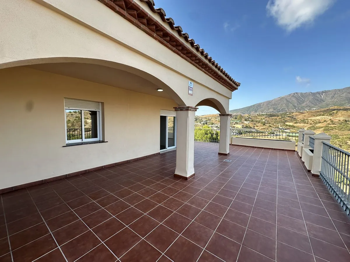 4f456477-df0d-48b2-bc28-b38c5c52b7ea