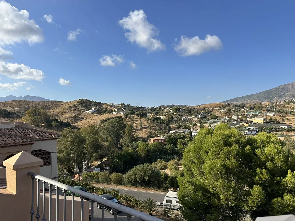 6ad0c52b-700b-456d-b939-f358741342a9