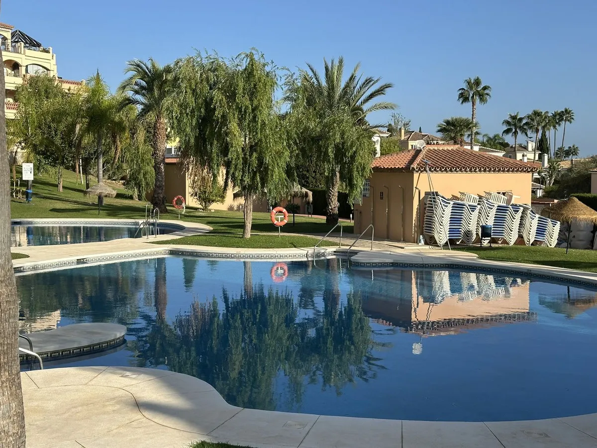 ae974ee4-c0a2-4aa5-ae96-96c869c85bb5