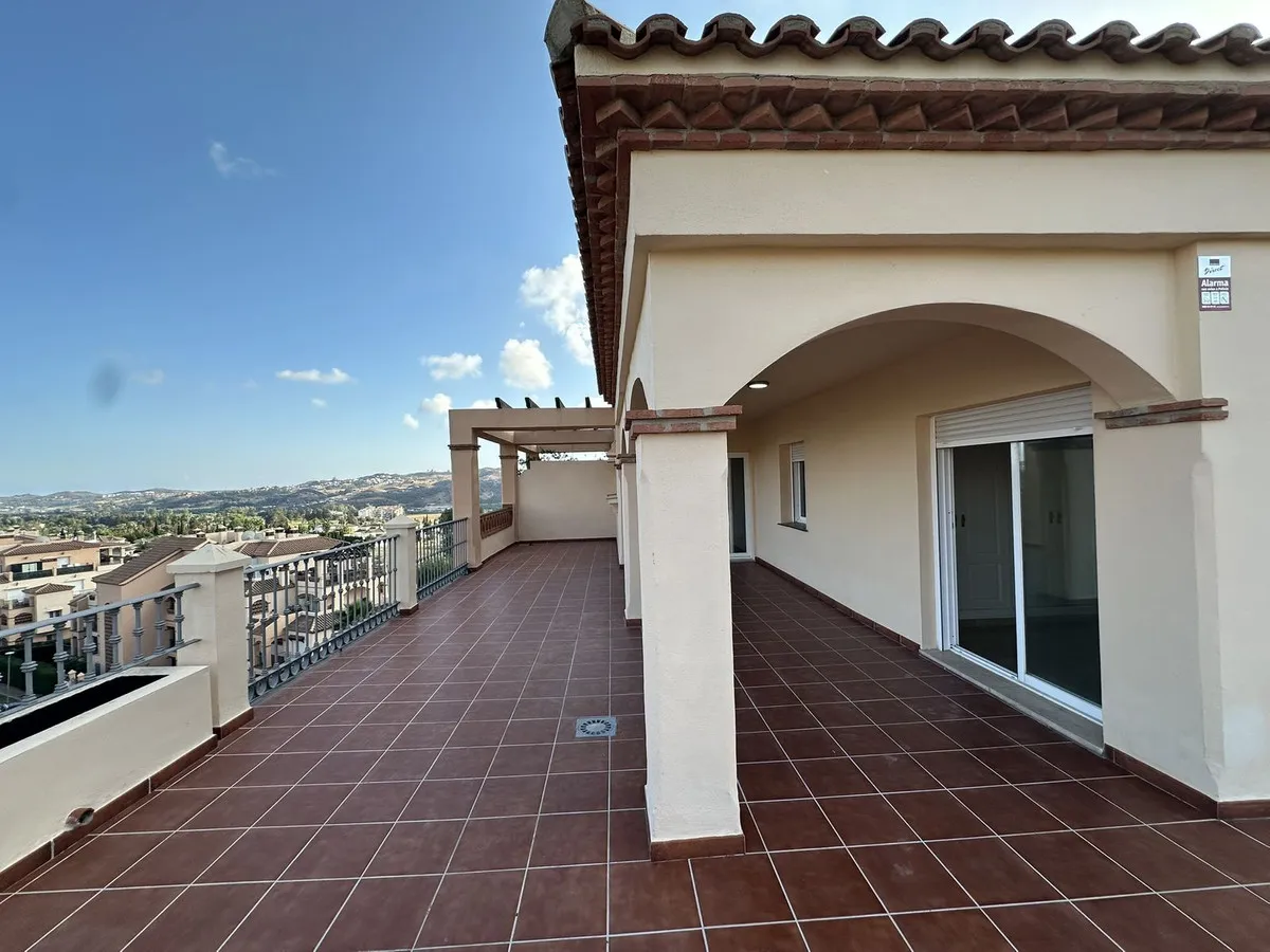 d3b402f0-f43e-4a96-b99b-bce11515e2de