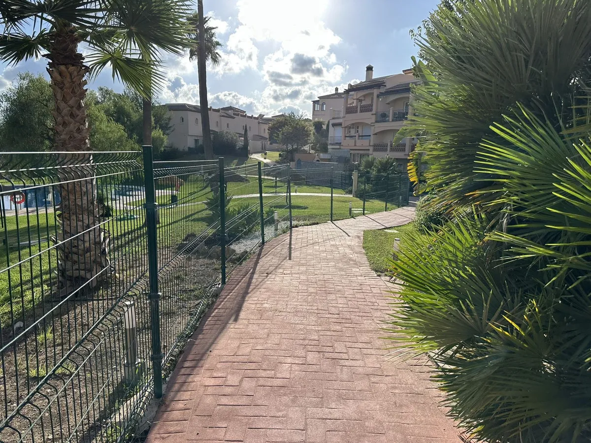 eae0d9bc-3292-477e-82d7-ed631dce7625