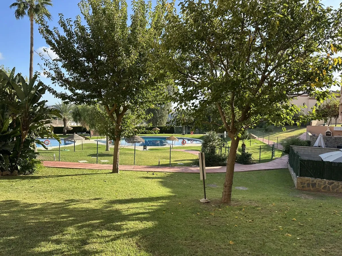 ef999ff6-b911-4ebd-b32b-5a79072d328d