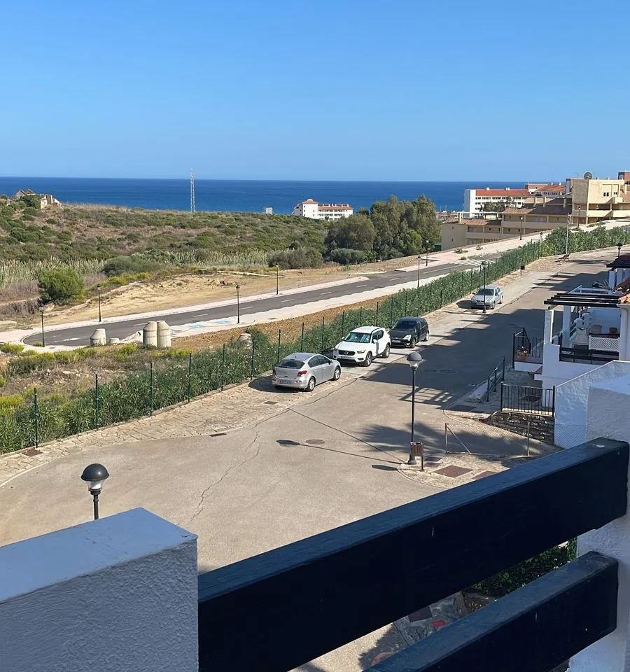 3879833b-1f8a-4f63-a6af-1dbabb2830f6