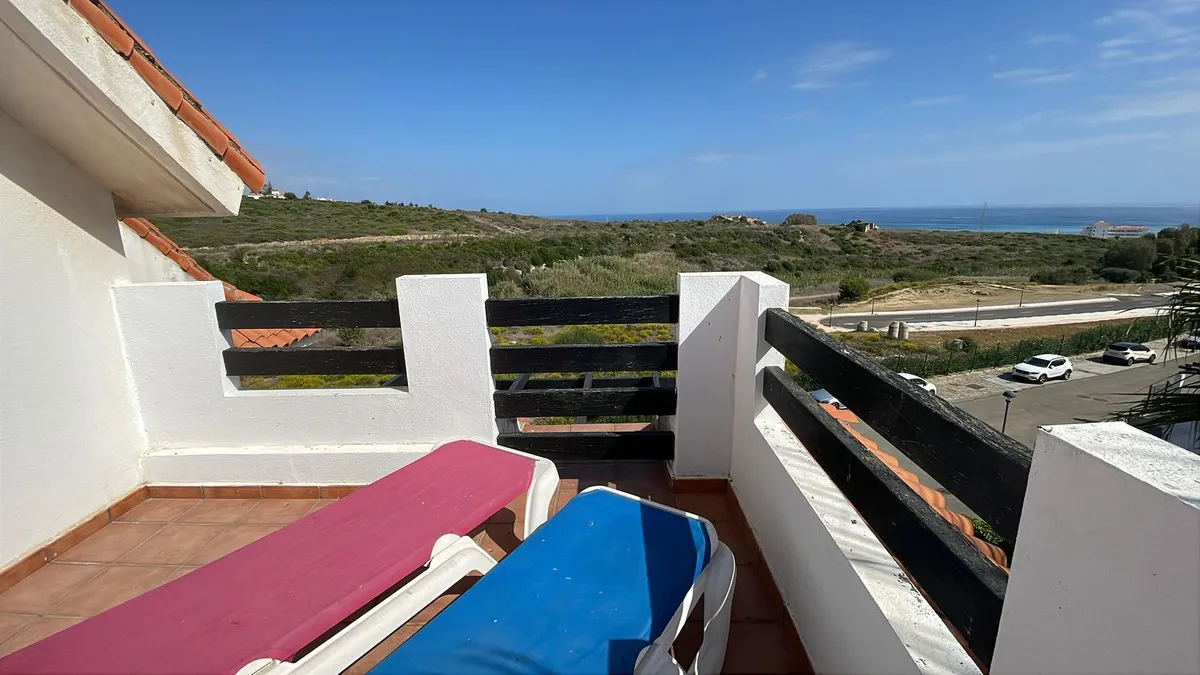 b52fd0a5-ee3a-4f68-9c74-d31945a5aeaa