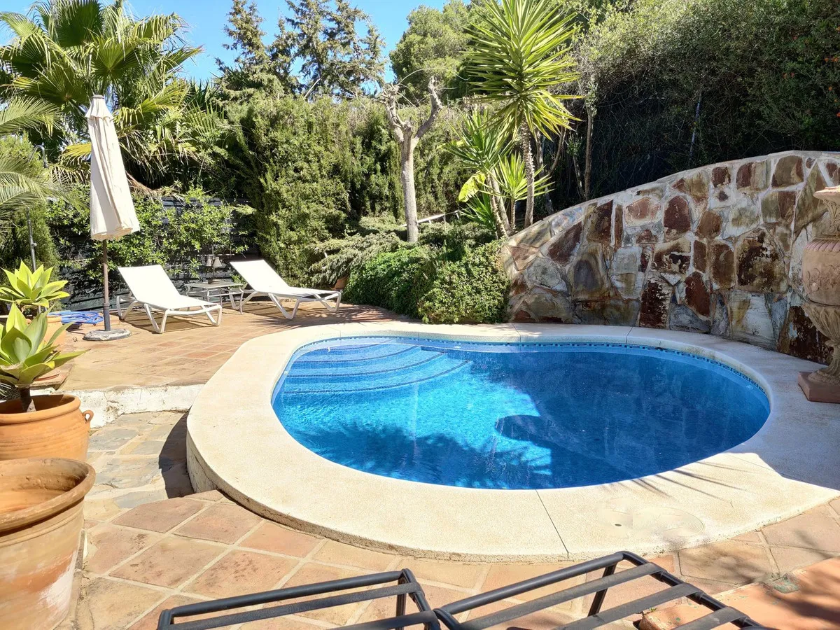 1b9bf269-078c-4087-a144-d05ccdb9d398