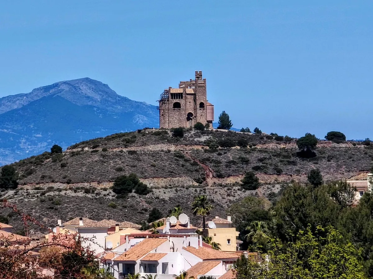 52a4f790-2cad-48a6-b988-be1661e8ebc7