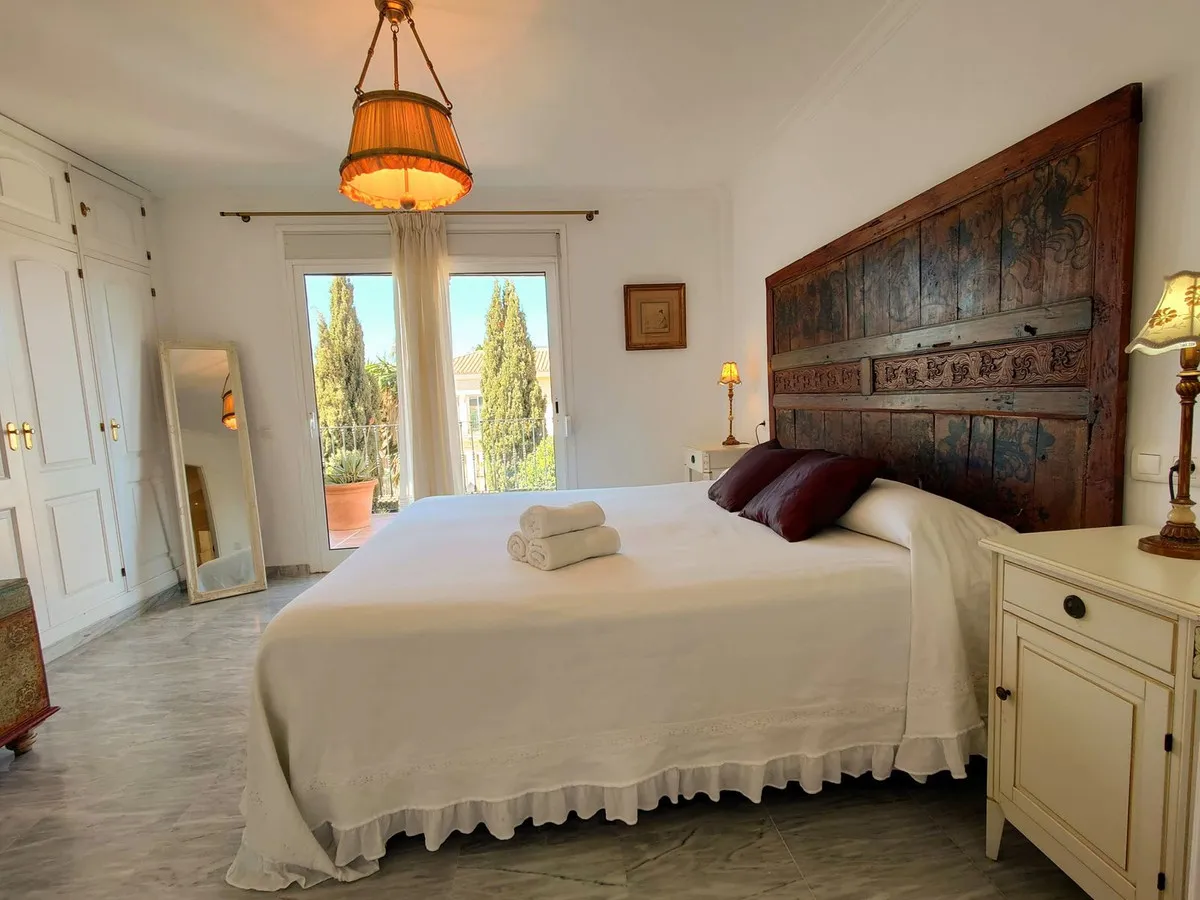 5dca0341-bf87-4bd4-9f50-c0034d23af80