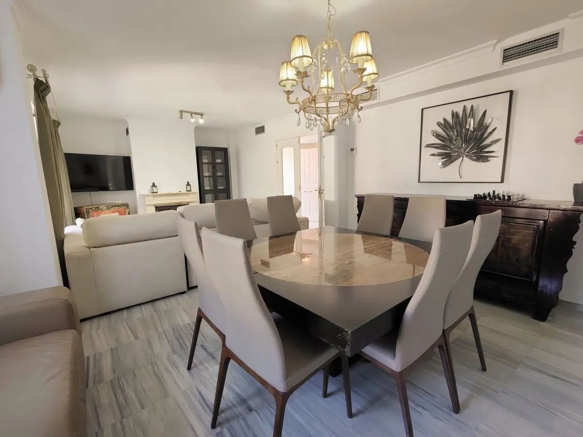 8c367d9d-9ff3-4f00-a447-2cca8f4a2b4d