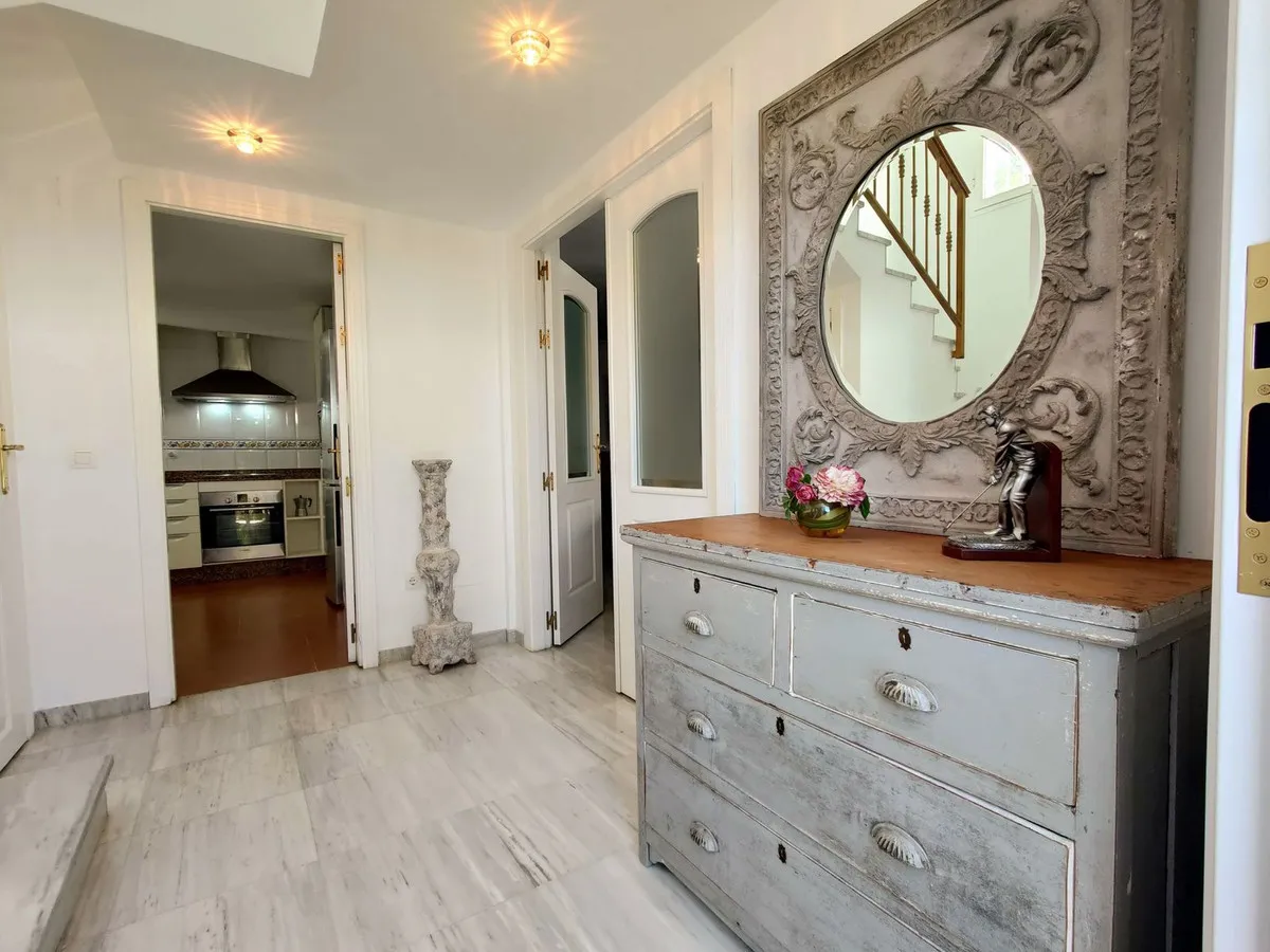 fa10ea6e-b9ea-4a32-a906-b9dac1c2c650