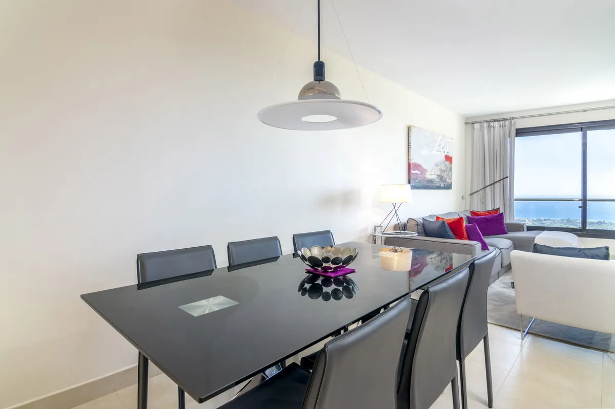 1313ad68-05b2-4817-9bdd-0a4af539f869