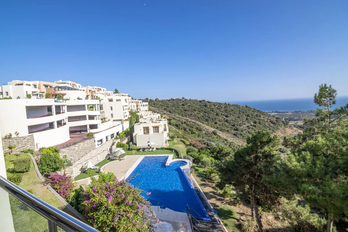 6ac5285b-9d2f-4cba-b784-7c2cb2d7d420