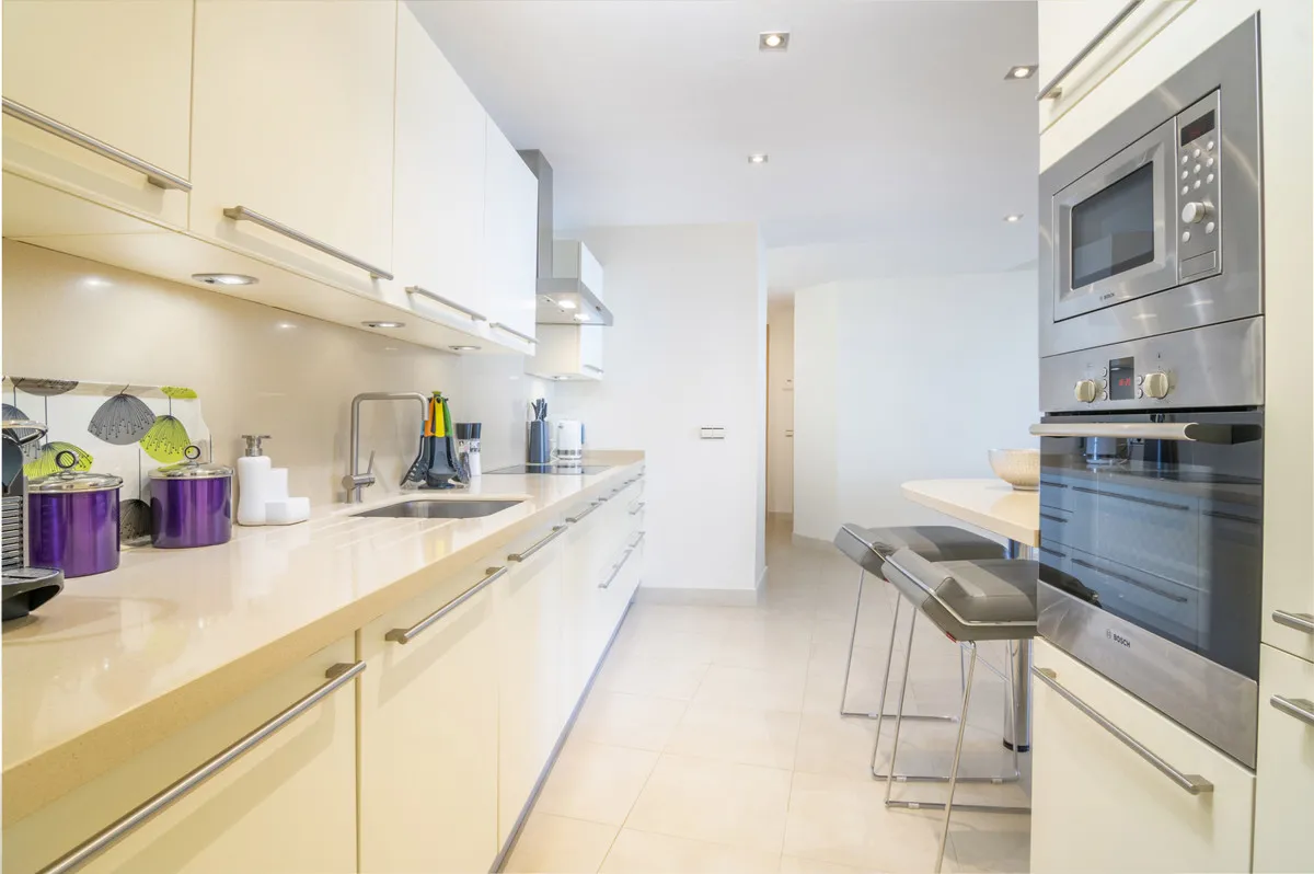 d8415fa9-21ad-4ae0-91a9-044d8bb7a077