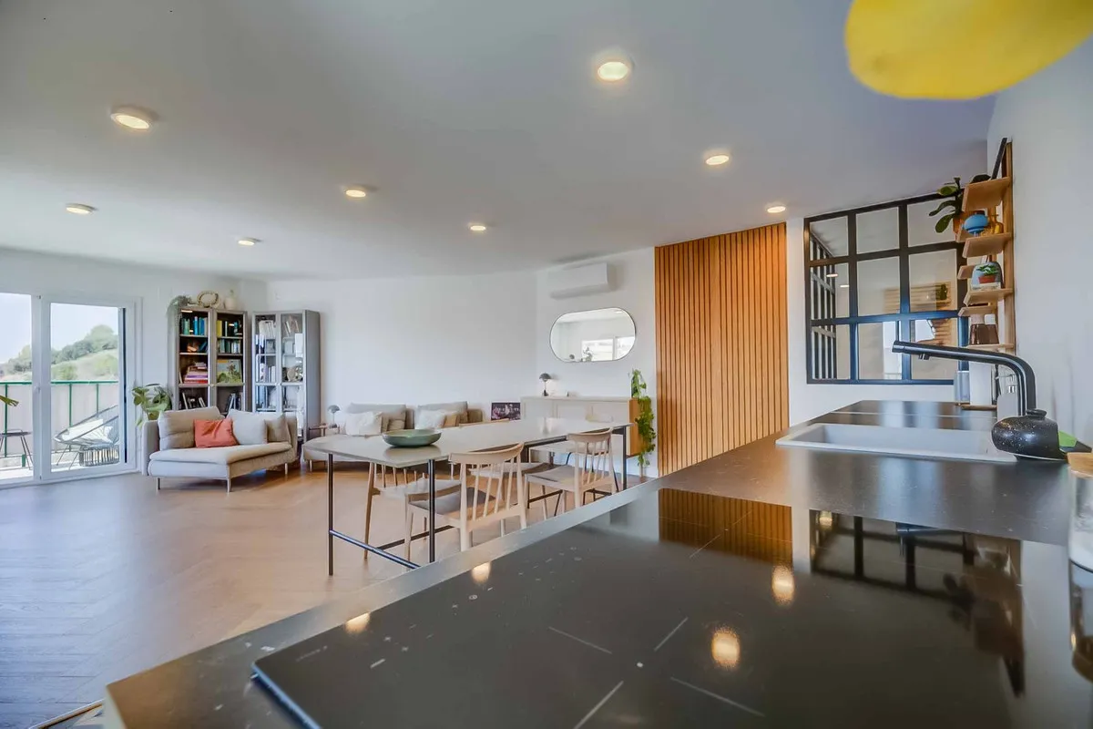 275d35c7-1767-442a-8603-9fa71d2ecb65