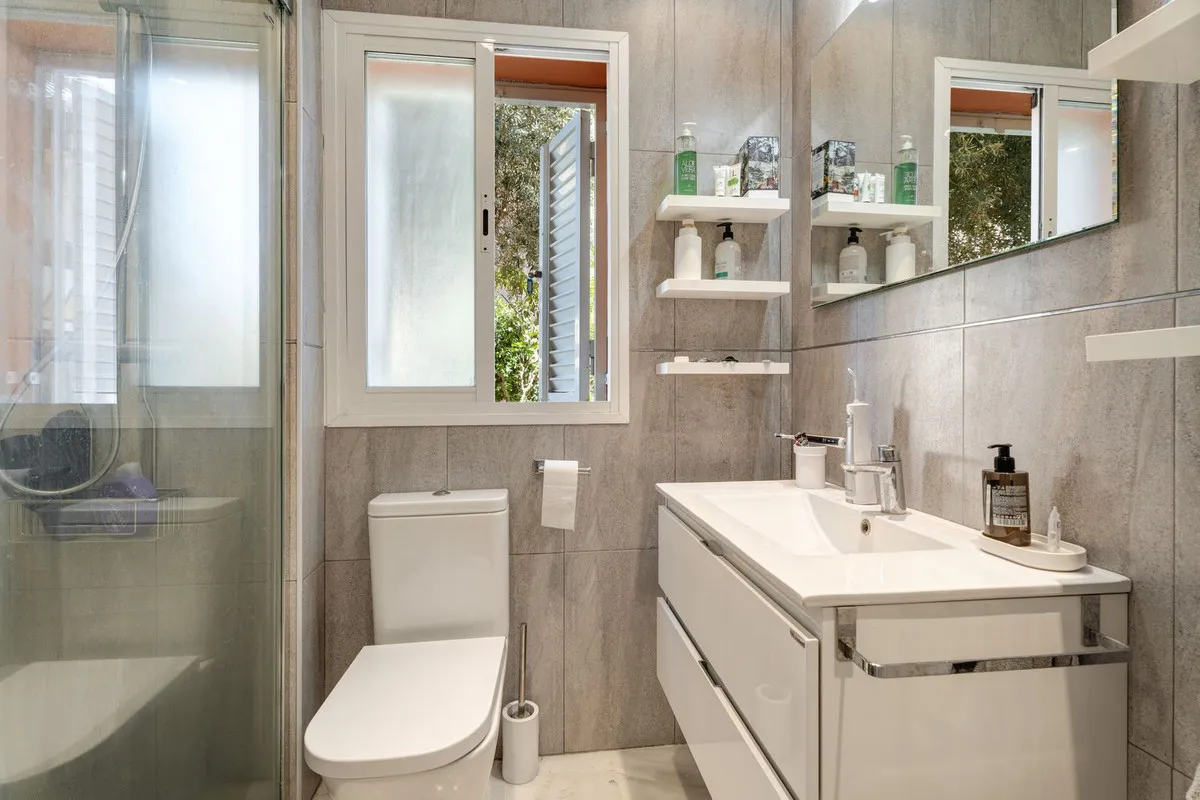 832007d2-b82d-420a-8810-b025f450ec9a