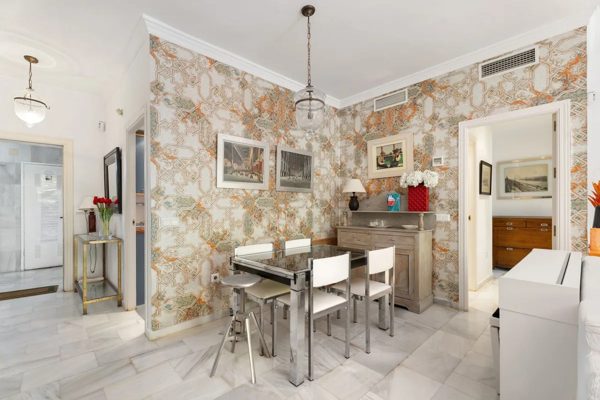 b7071c93-6bde-4245-aca1-50a32360d8b6