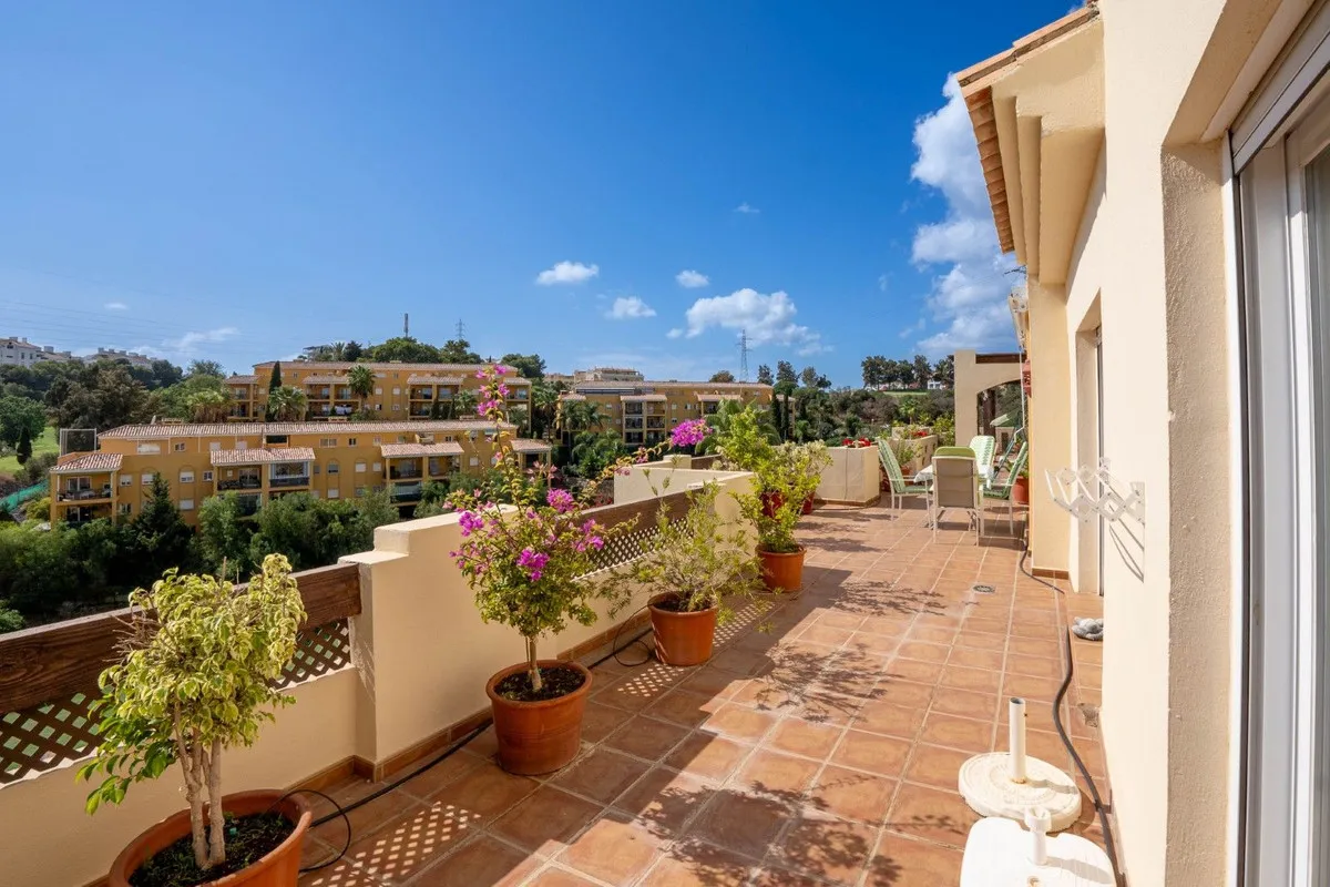 2f30303b-ec56-40d0-9f52-bd2933c812eb