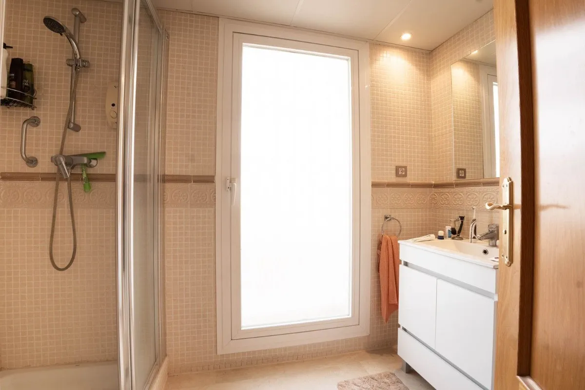 a12e29e8-58f5-40a9-a982-795a8a2d1812