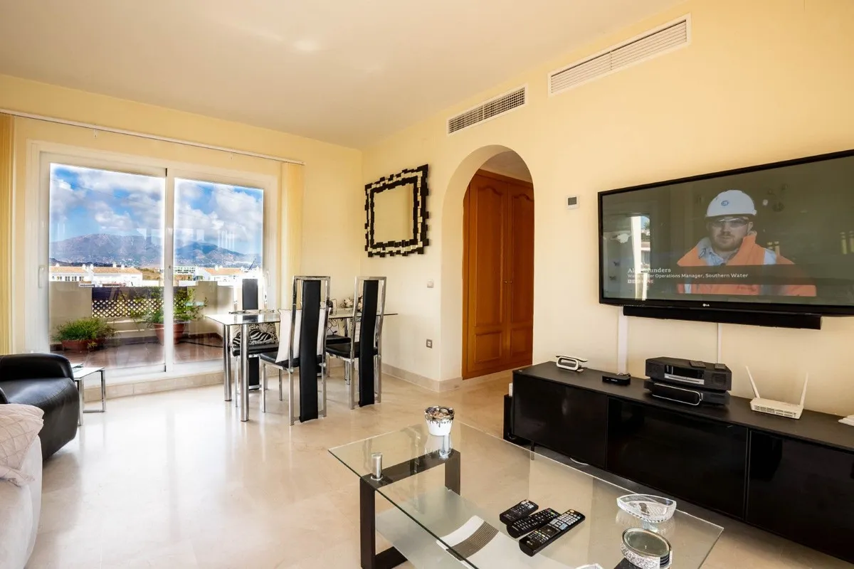 f2e655e9-47a1-4a27-b457-86e8b0905906