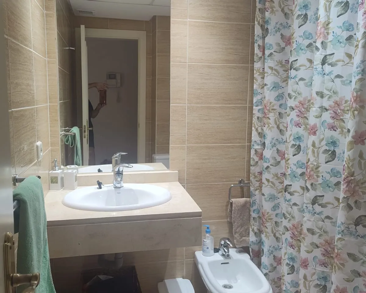 cb6972c9-50cc-4ec0-bf6c-45948a3e1678