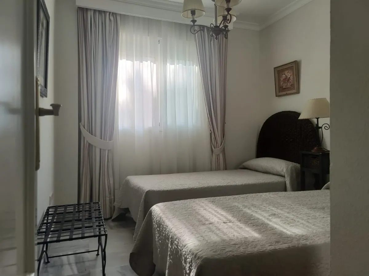 f672b705-eb24-4b9f-a55b-b038535284e0