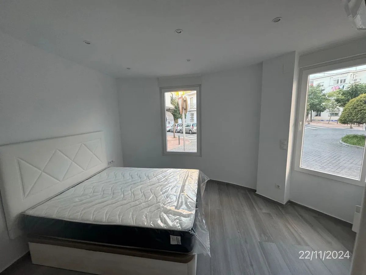 f18f3d02-2217-4087-a548-badd917ae262