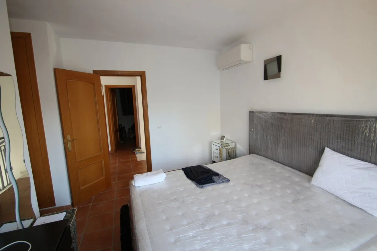 f229ca7b-0231-416f-88b5-0bb02731a179