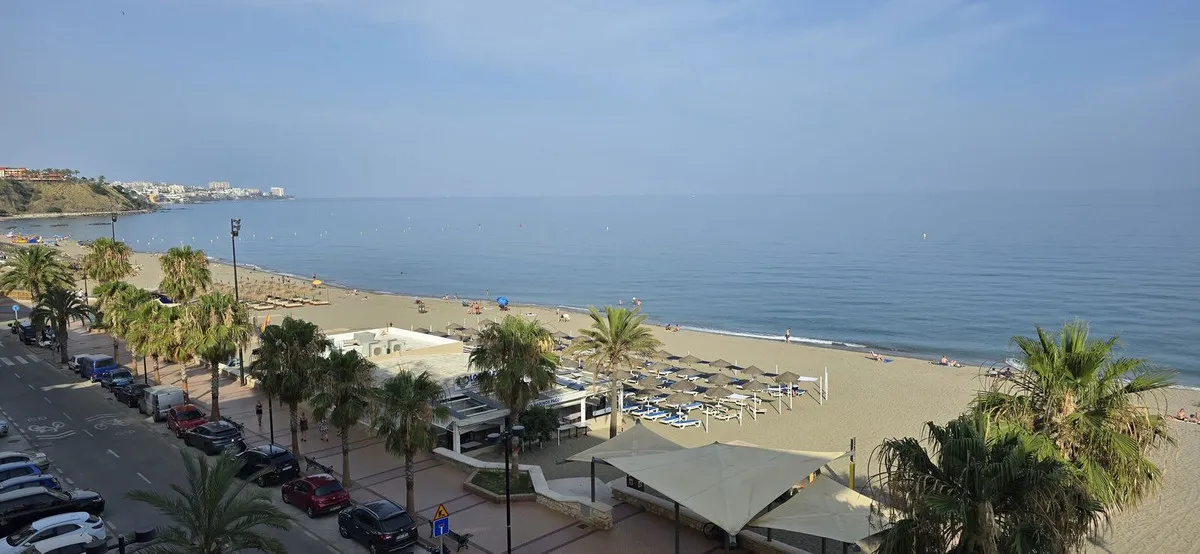 bdc5b48c-8371-4adc-adde-86d08a030d87