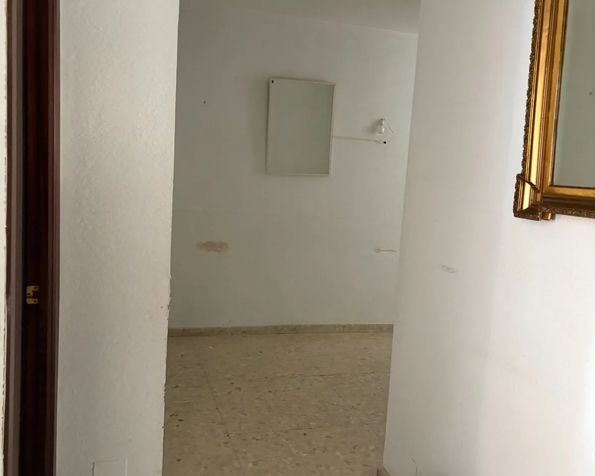 2b2fe8ba-4afc-4c04-b1a2-2b2bf42b4230