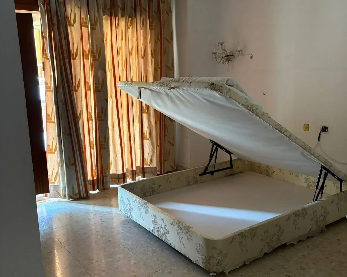 dbed3ab9-553d-444c-9fbe-68e7efa96a90