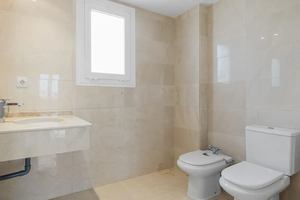 00a97987-ec9f-45cd-a101-9bbe5cb7c7e8